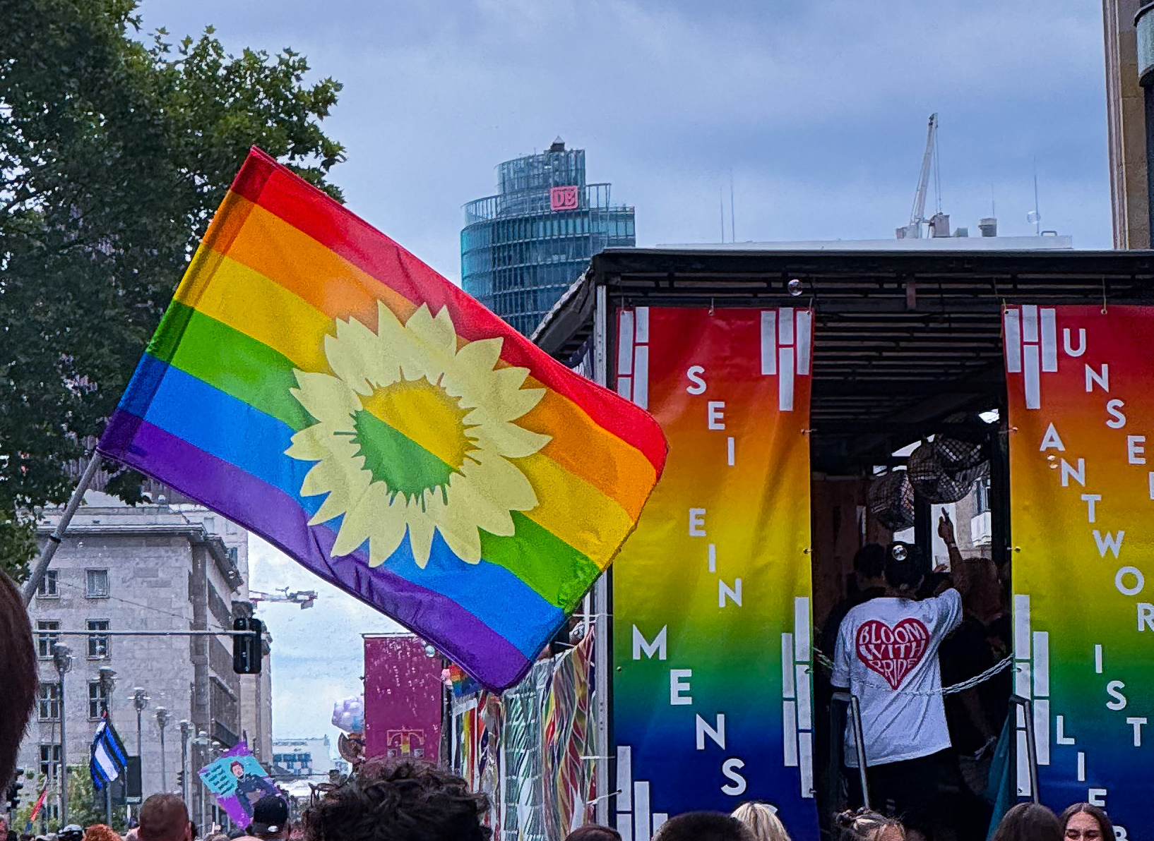 Regenbogen Flaggen